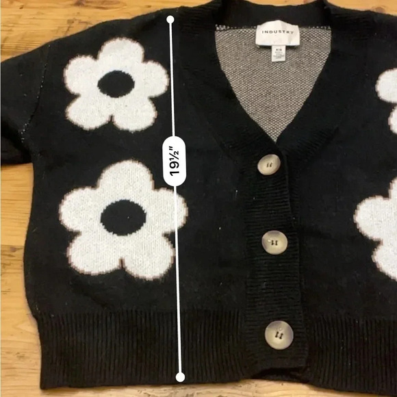 Industry retro daisy cardigan medium - Picture 7 of 7